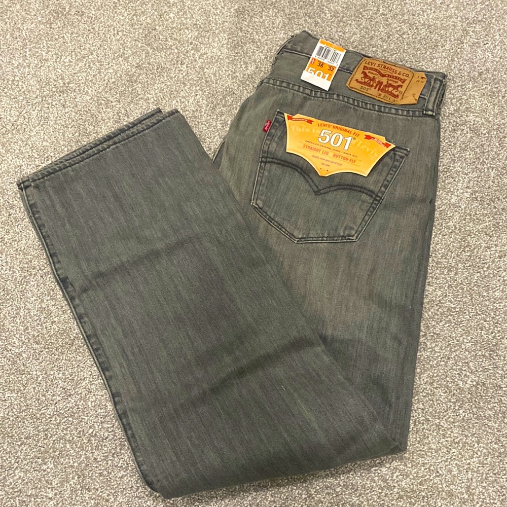 Levi jeans